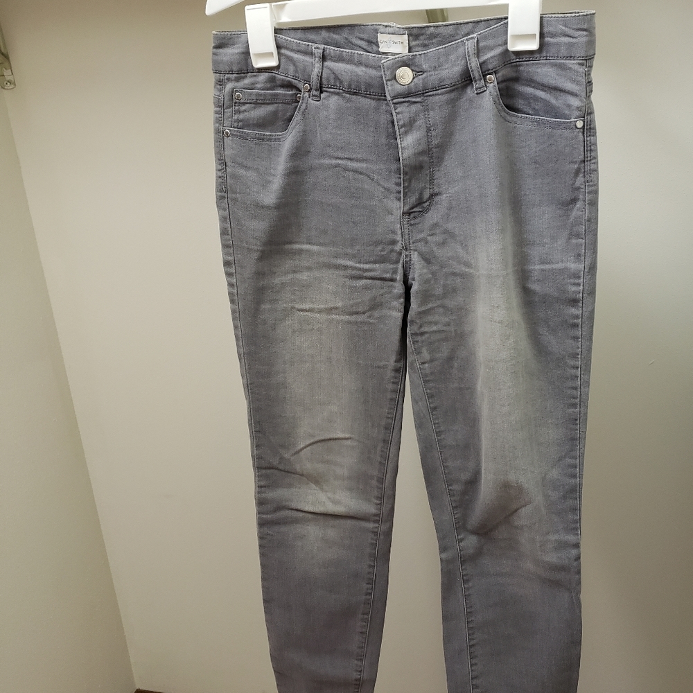 Jaclyn Smith Gray Skinny Jeans